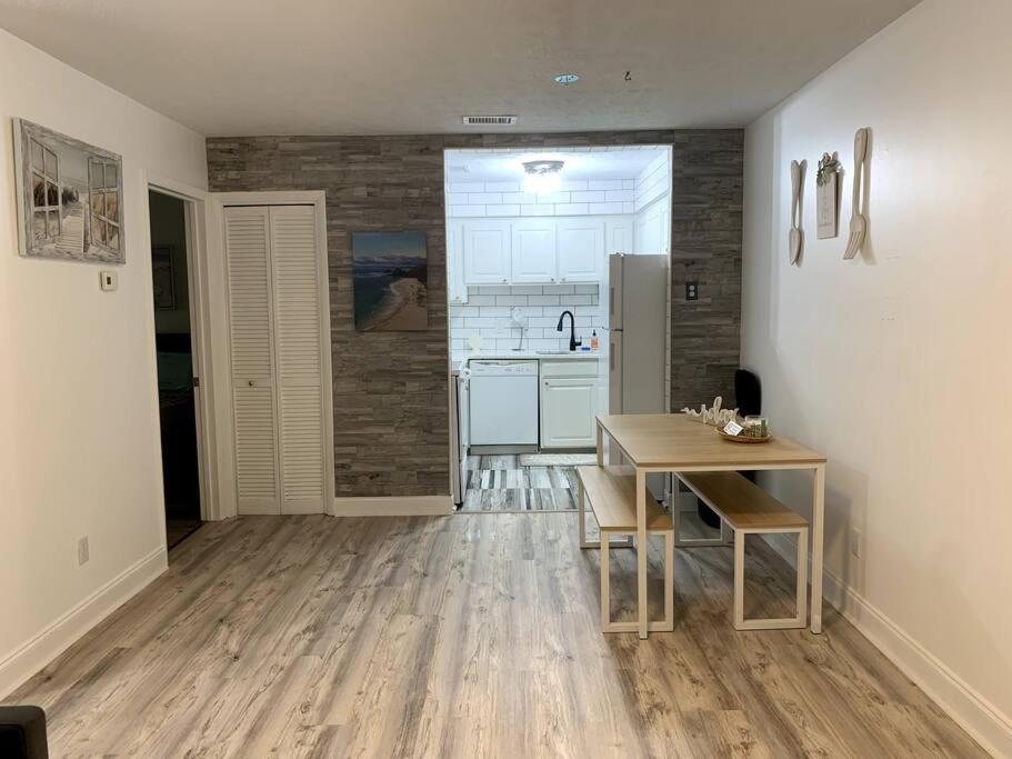 Fullyrenovated 1 Min Walk2 Beach.5Min To Peir Park Panama City Beach Exterior foto